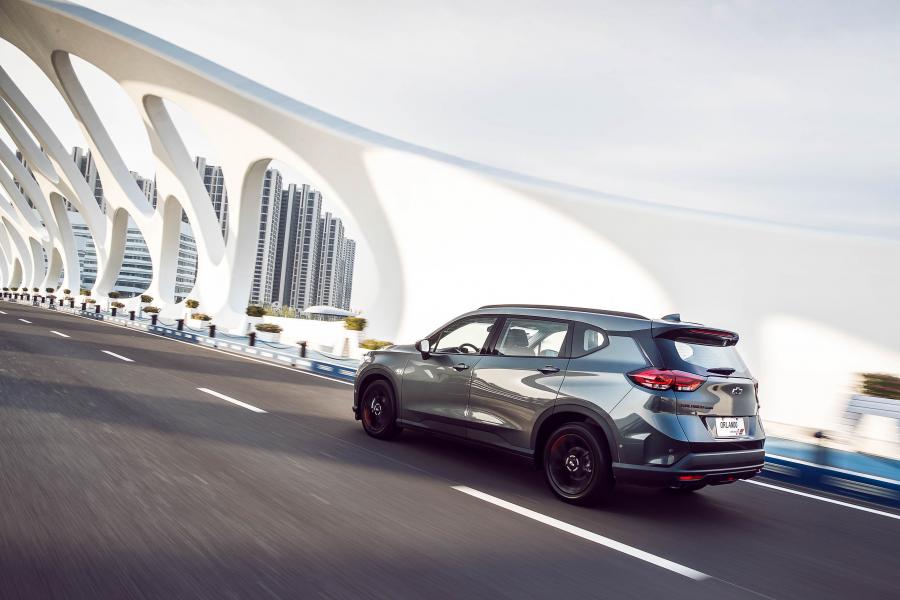  Chevrolet Orlando Redline 2018 года  (CN) (фото 12 из 16)